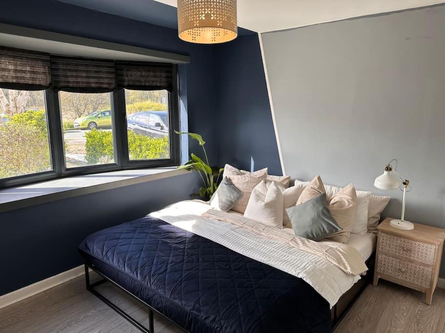 Formby, Spacious True Bungalow Steps From Beach Exteriér fotografie
